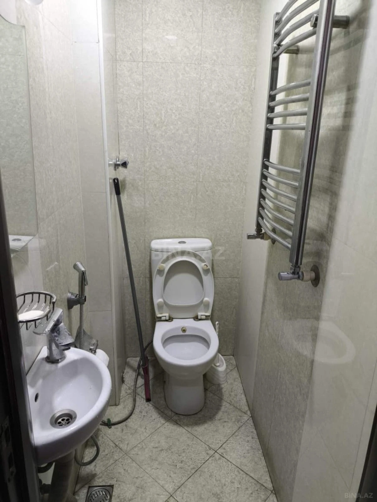 Kirayə verilir 4 otaqlı mənzil 160 m²
