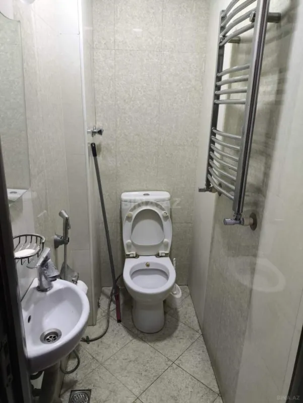 Kirayə verilir 4 otaqlı mənzil 160 m²