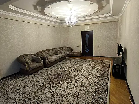 Kirayə verilir 4 otaqlı mənzil 160 m² — Bakı, Nəsimi 4 otaq 160.00 m²