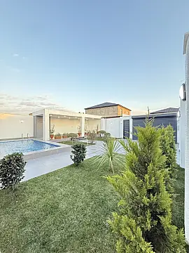 Satılır 4 otaqlı həyət evi 160 m²
