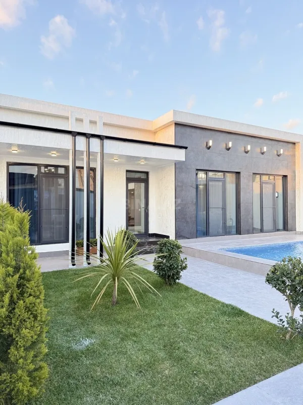 Satılır 4 otaqlı həyət evi 160 m²