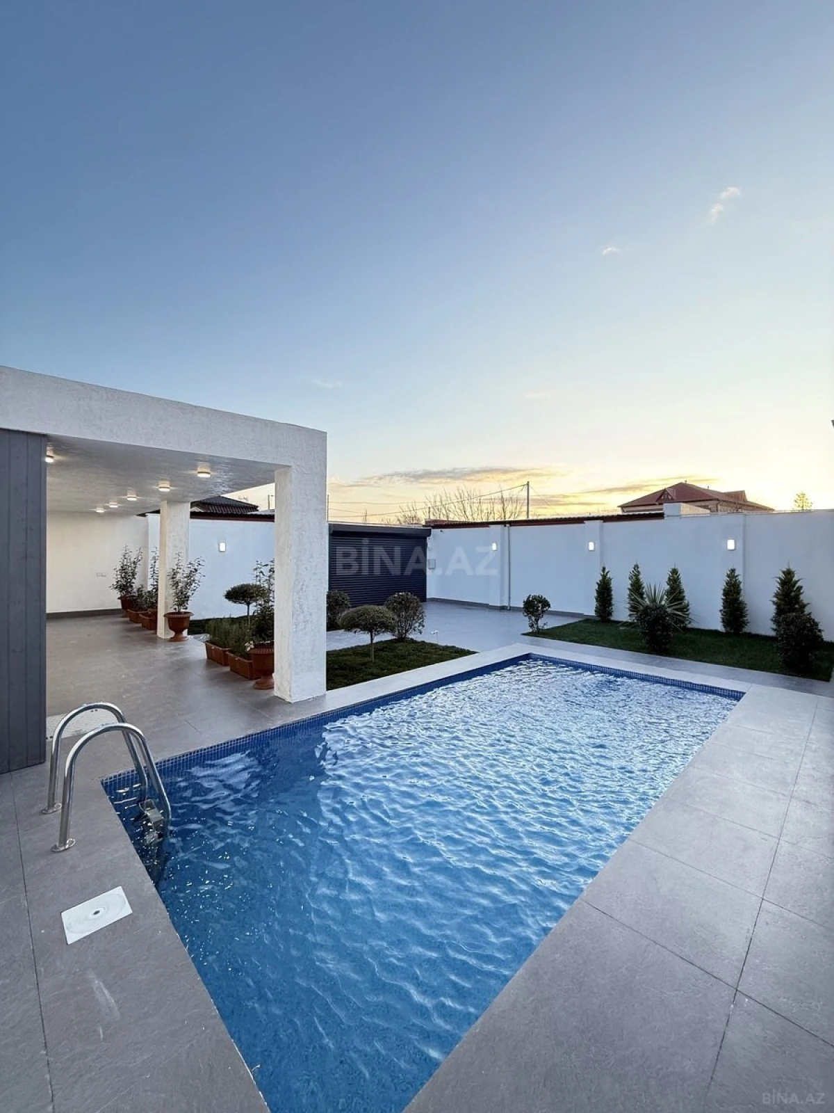 Satılır 4 otaqlı həyət evi 160 m²