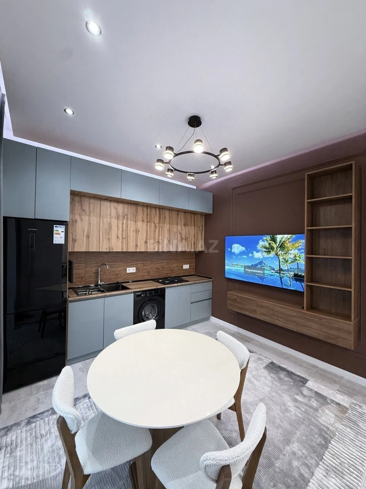 Satılır 4 otaqlı həyət evi 160 m²