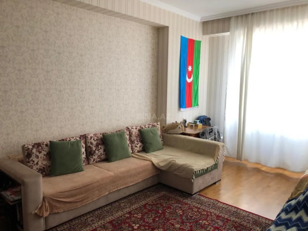 Satılır 2 otaqlı mənzil 70 m²