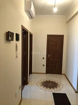Satılır 2 otaqlı mənzil 70 m²