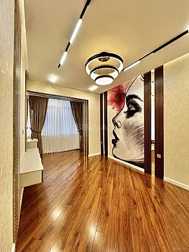 Satılır 2 otaqlı mənzil 85 m²