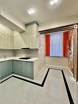 Satılır 2 otaqlı mənzil 85 m²