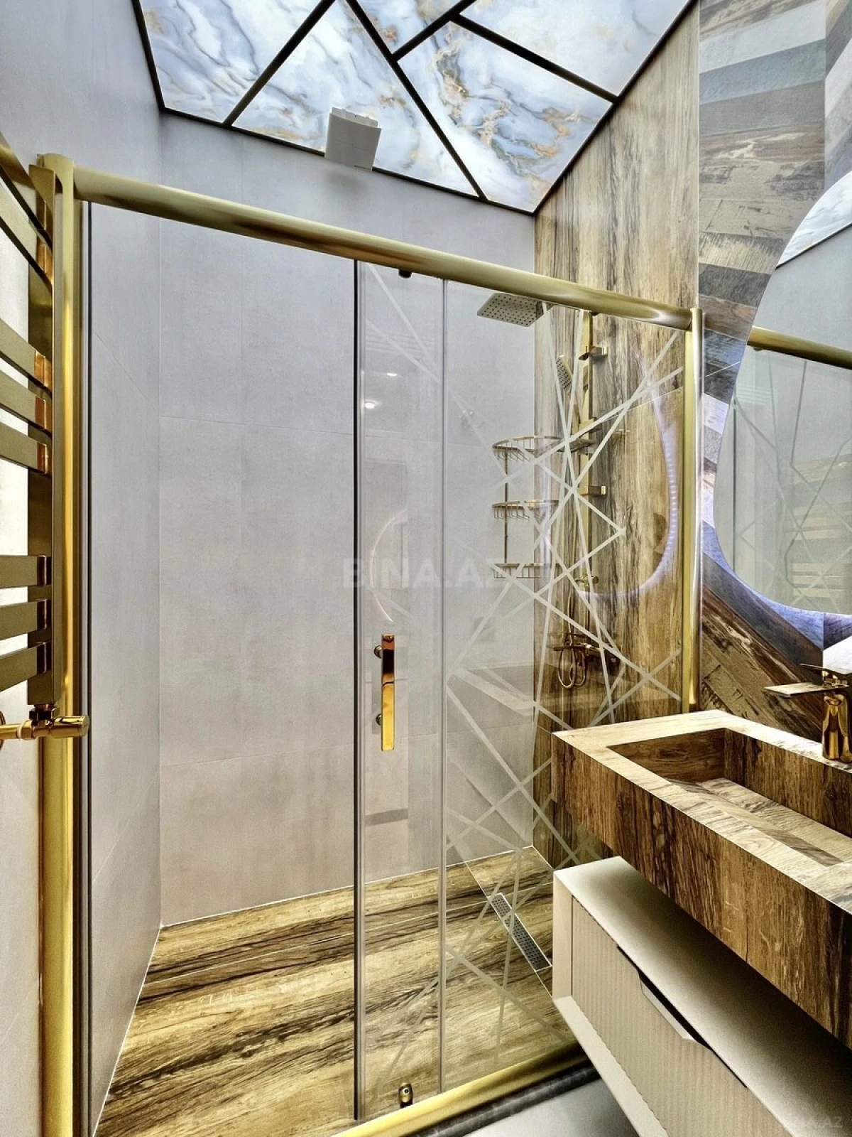 Satılır 2 otaqlı mənzil 85 m²