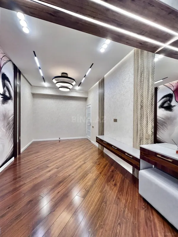 Satılır 2 otaqlı mənzil 85 m²