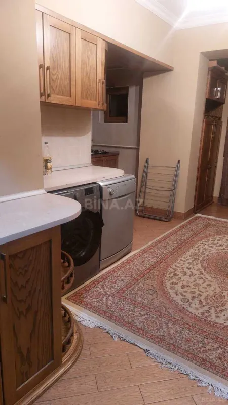 Kirayə verilir 3 otaqlı mənzil 110 m²