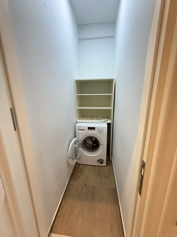 Satılır 3 otaqlı mənzil 140 m²
