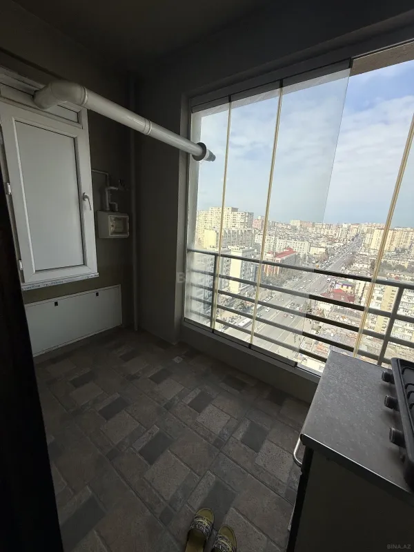Satılır 3 otaqlı mənzil 140 m²
