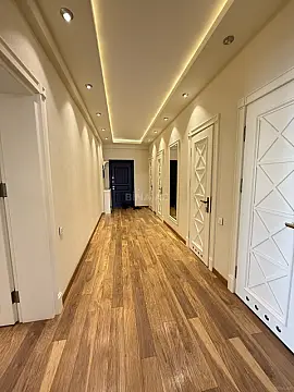 Satılır 3 otaqlı mənzil 140 m²