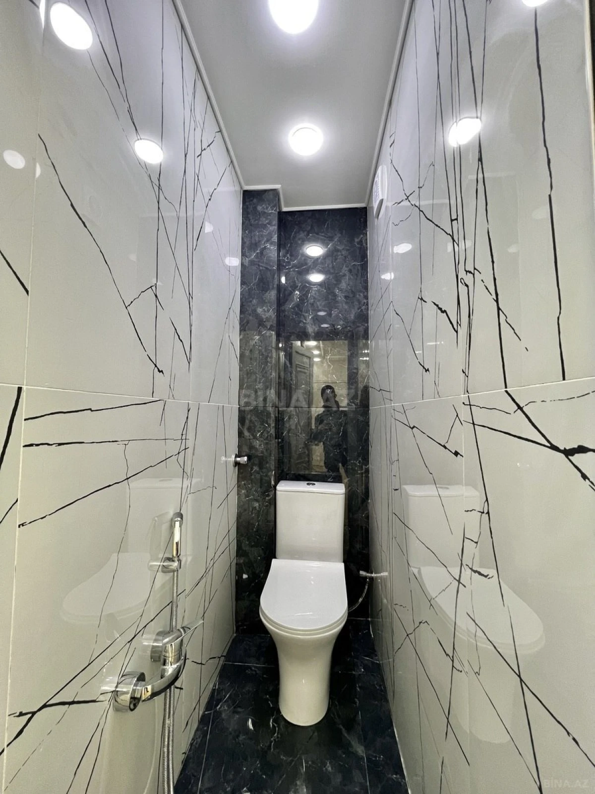 Satılır 2 otaqlı mənzil 60 m²