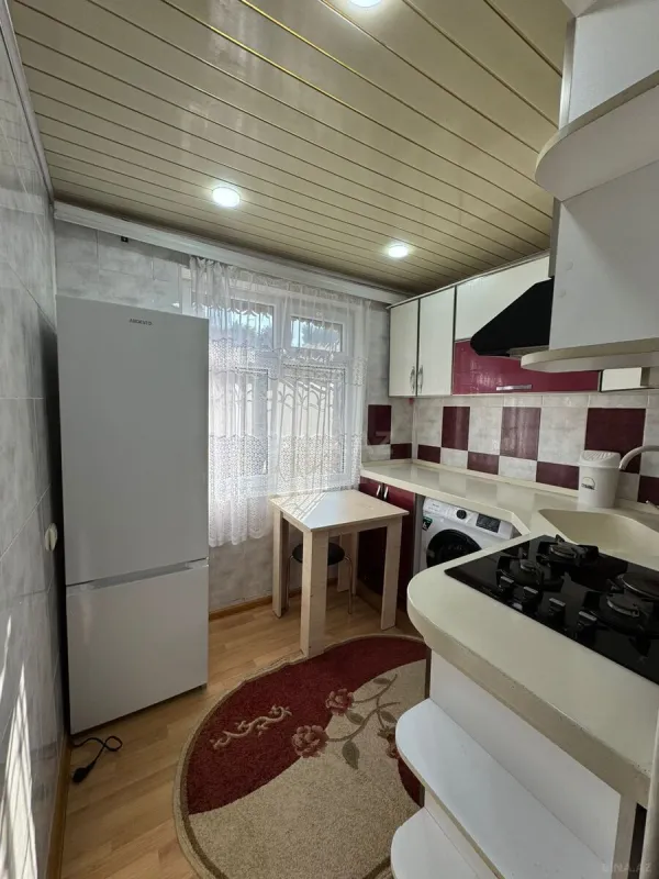 Kirayə verilir 4 otaqlı mənzil 90 m²
