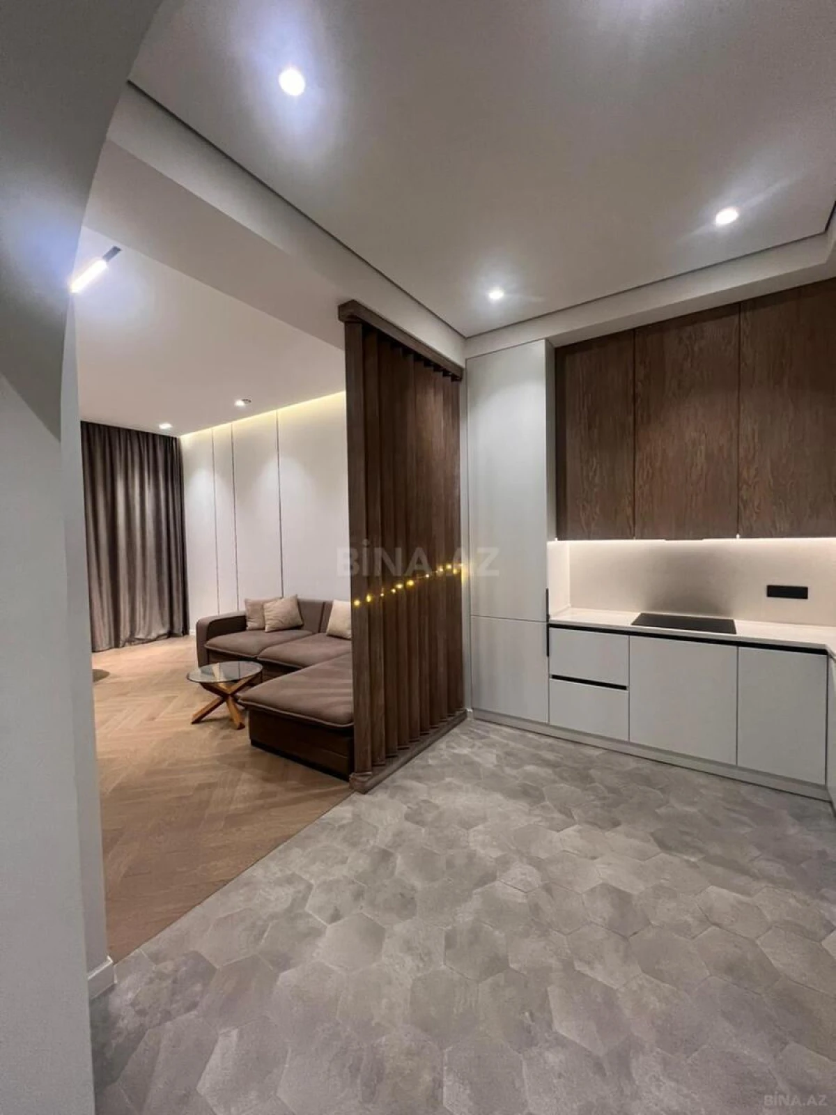 Kirayə verilir 2 otaqlı mənzil 80 m²