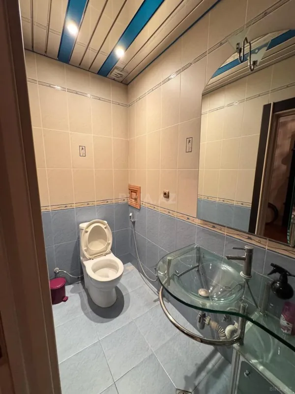 Satılır 3 otaqlı mənzil 155 m²