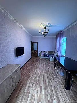 Kirayə verilir 2 otaqlı mənzil 40 m²