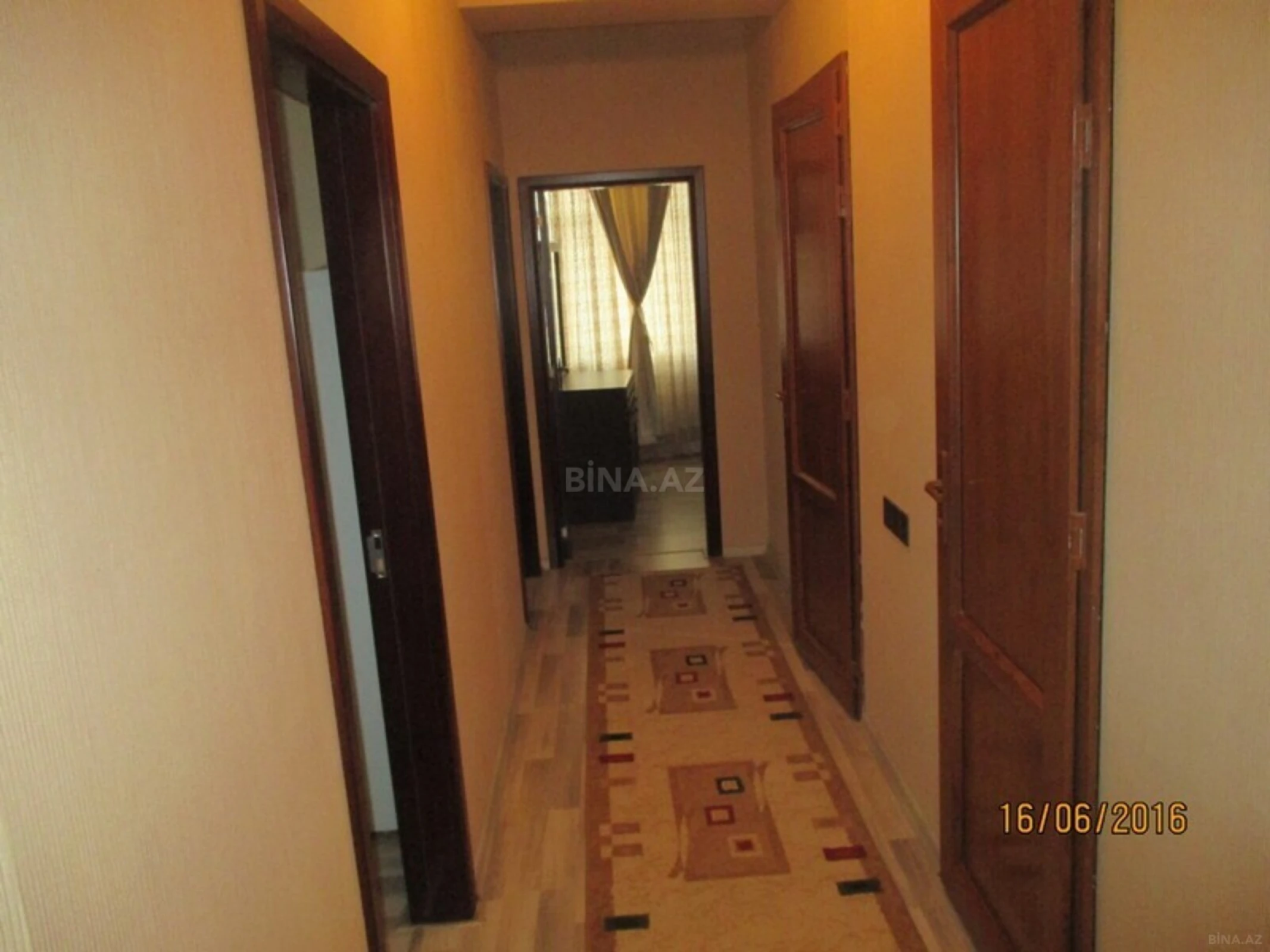 Kirayə verilir 3 otaqlı mənzil 125 m²
