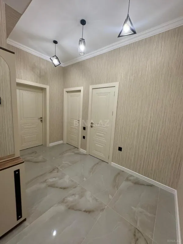 Kirayə verilir 2 otaqlı mənzil 70 m²