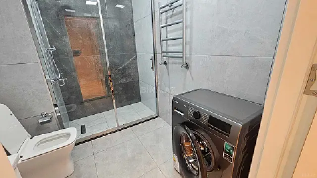 Satılır 3 otaqlı mənzil 95 m²
