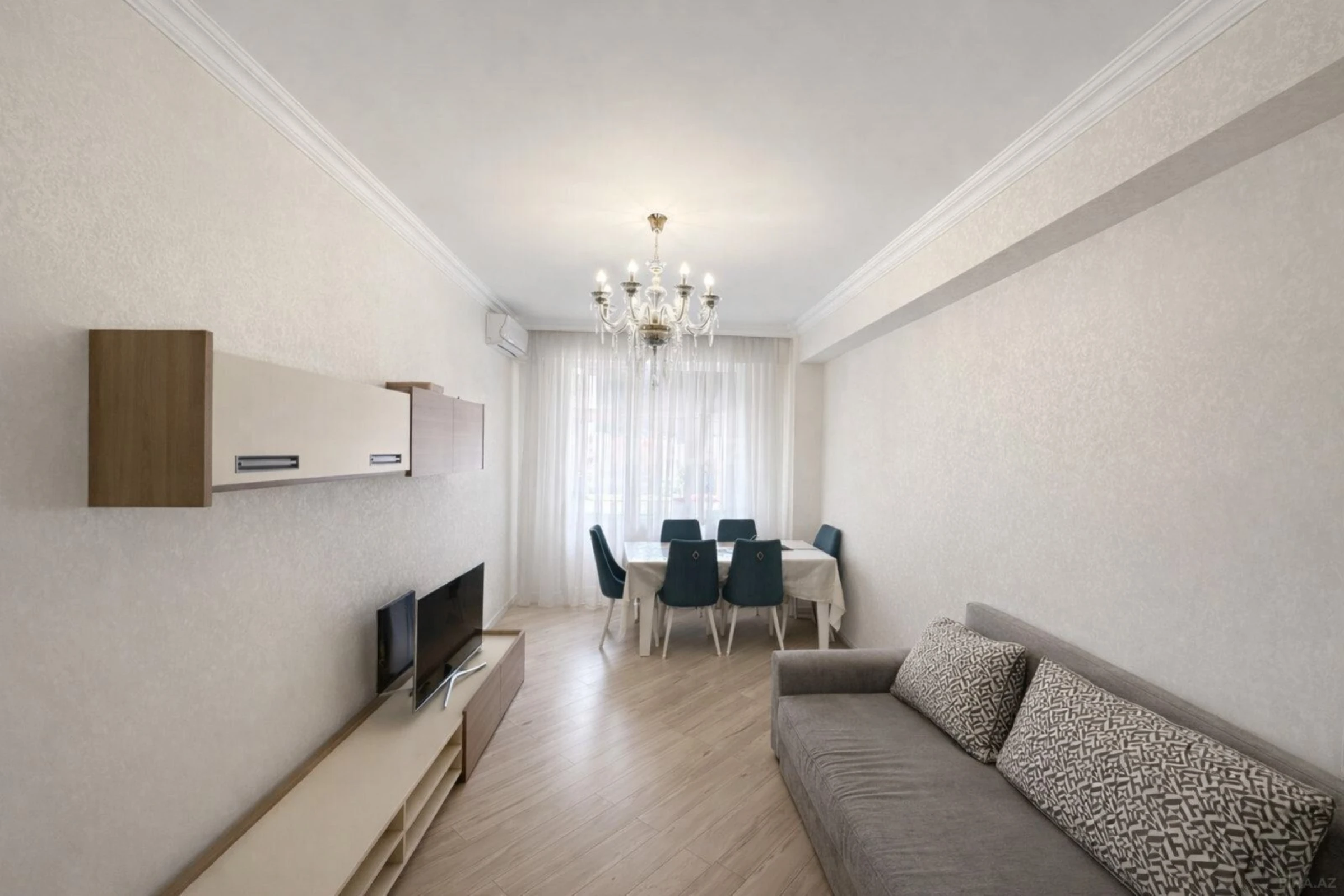 Satılır 2 otaqlı mənzil 63 m²