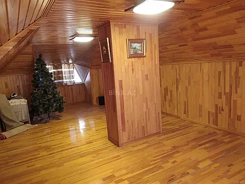 Kirayə verilir 6 otaqlı həyət evi 180 m²