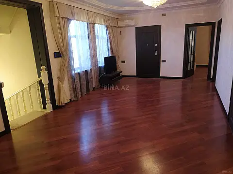 Kirayə verilir 6 otaqlı həyət evi 180 m²