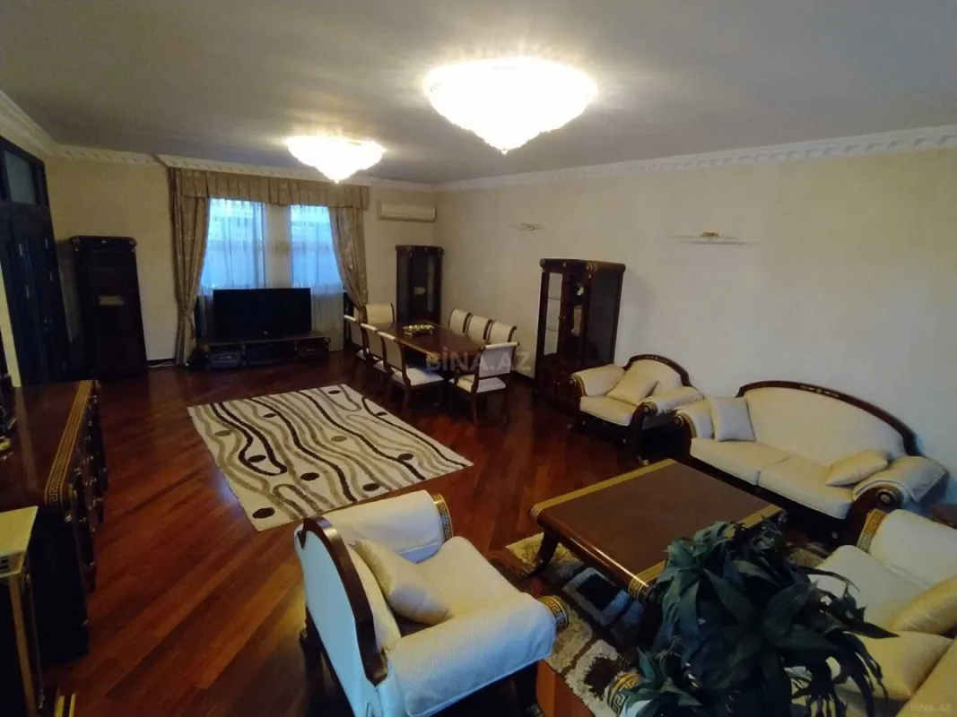 Kirayə verilir 6 otaqlı həyət evi 180 m²