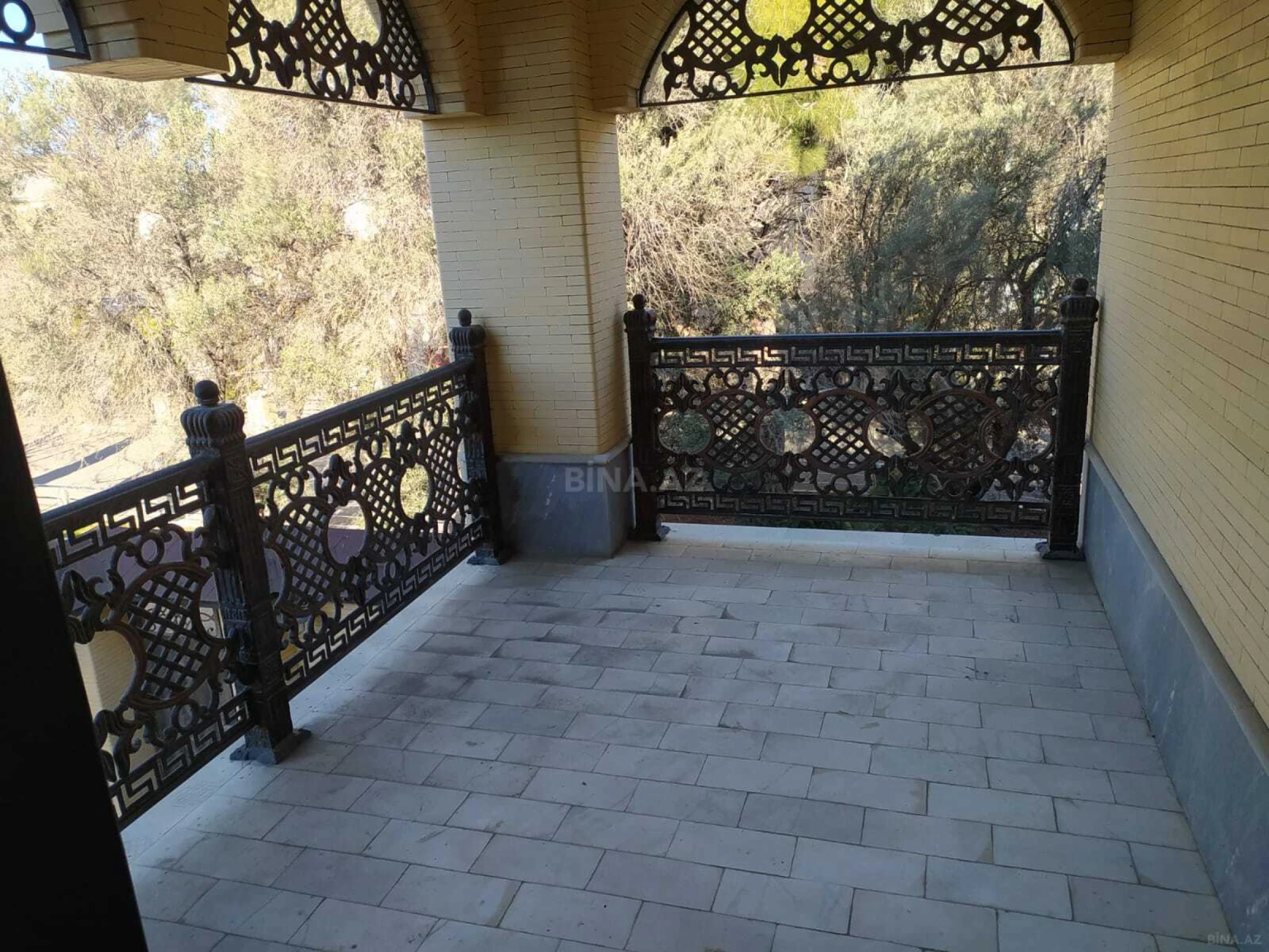 Kirayə verilir 6 otaqlı həyət evi 180 m²