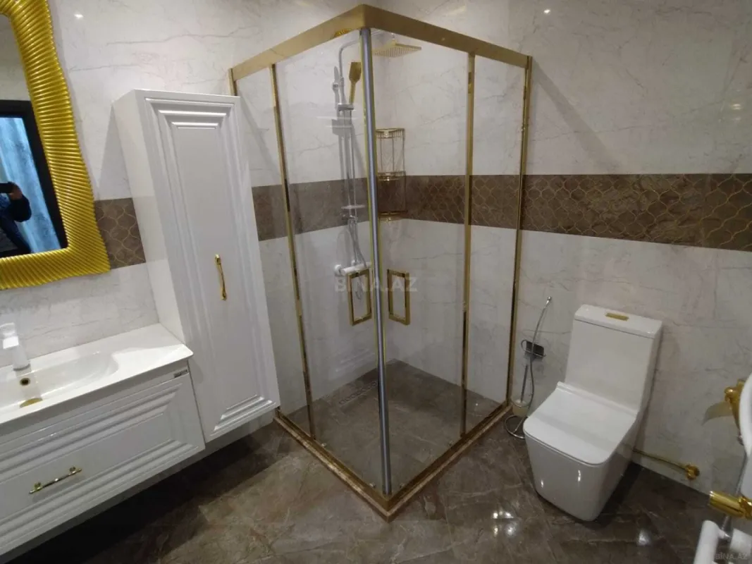 Kirayə verilir 6 otaqlı həyət evi 180 m²