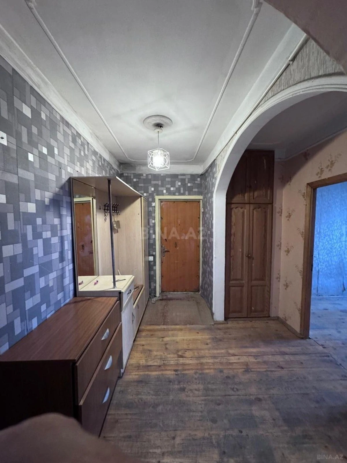 Kirayə verilir 2 otaqlı mənzil 60 m²