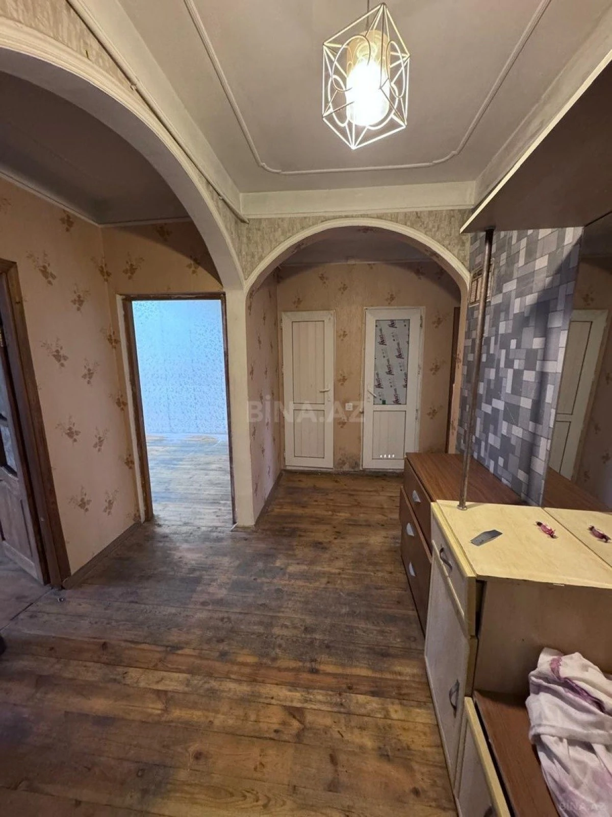 Kirayə verilir 2 otaqlı mənzil 60 m²