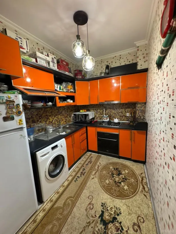 Satılır 2 otaqlı mənzil 57 m²