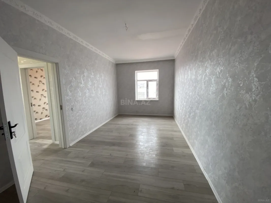 Satılır 4 otaqlı həyət evi 200 m²