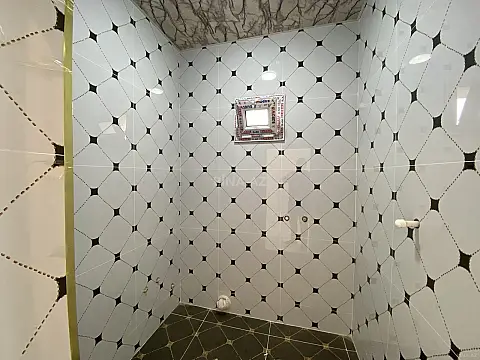 Satılır 4 otaqlı həyət evi 200 m²