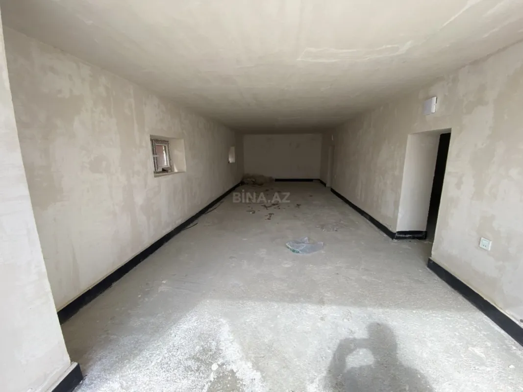 Satılır 4 otaqlı həyət evi 200 m²