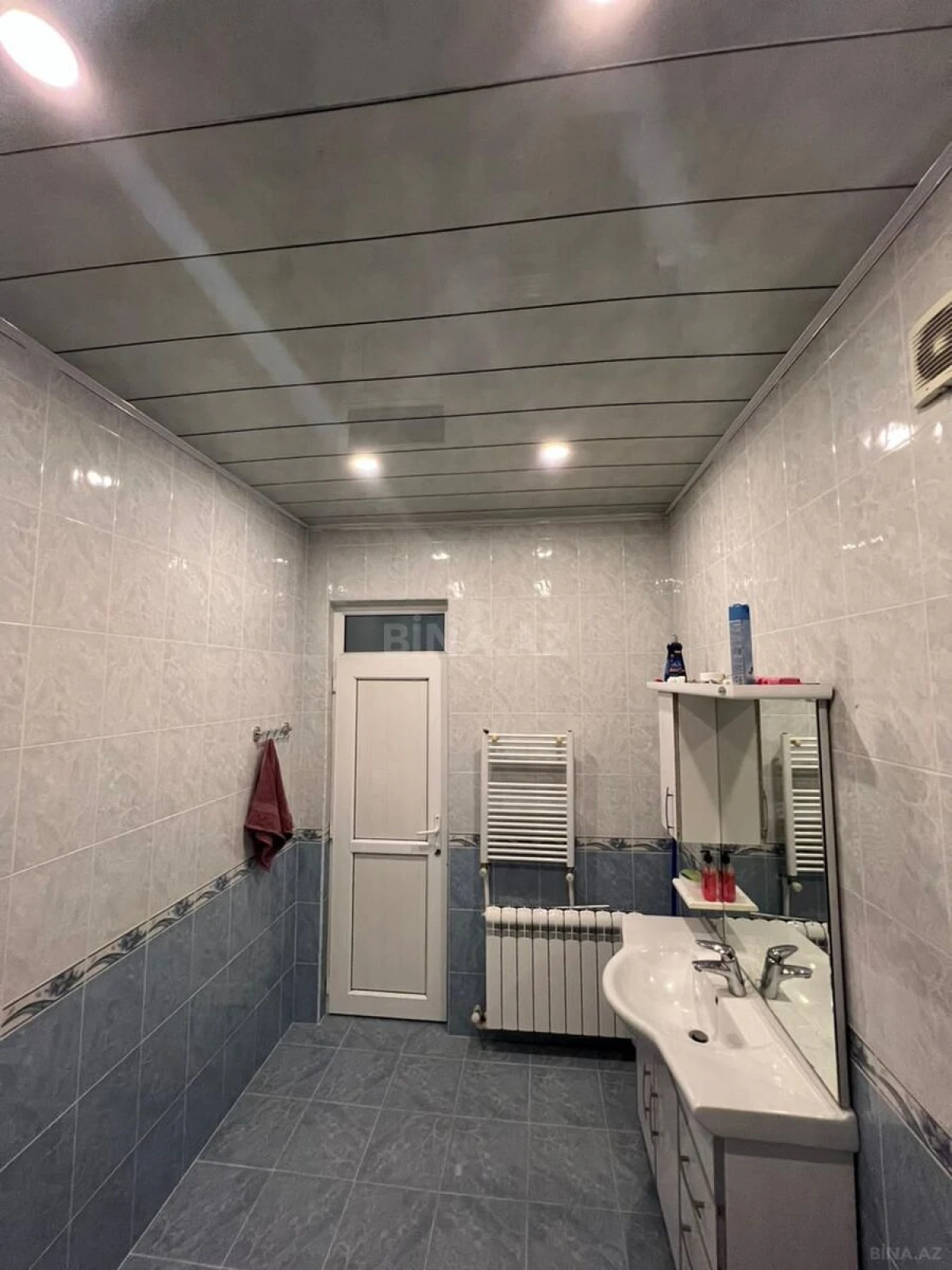 Satılır 7 otaqlı həyət evi 350 m²