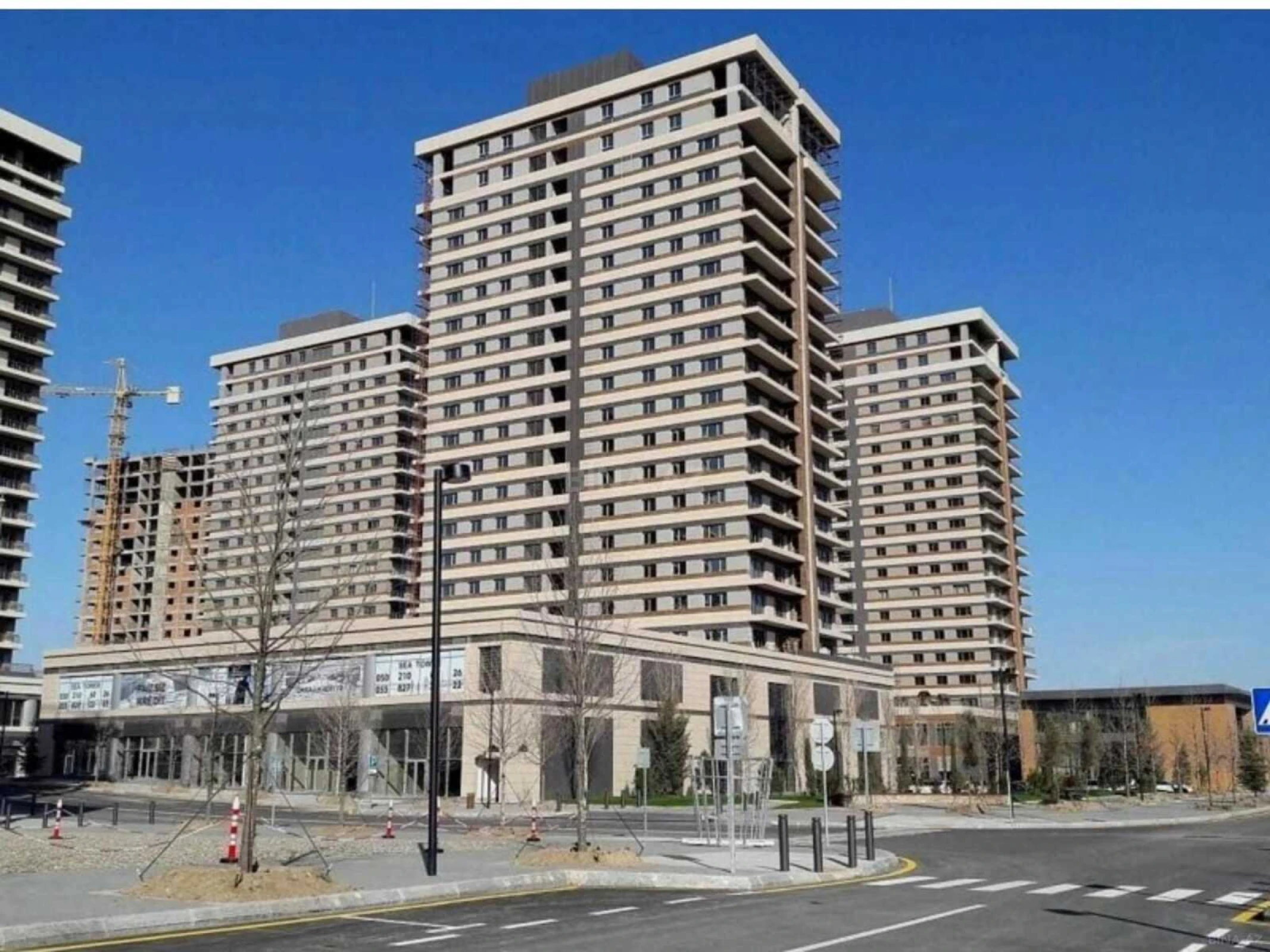 Kirayə verilir 3 otaqlı mənzil 157 m²