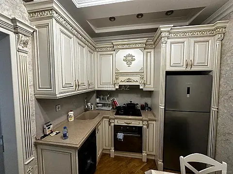 Kirayə verilir 2 otaqlı mənzil 67 m²