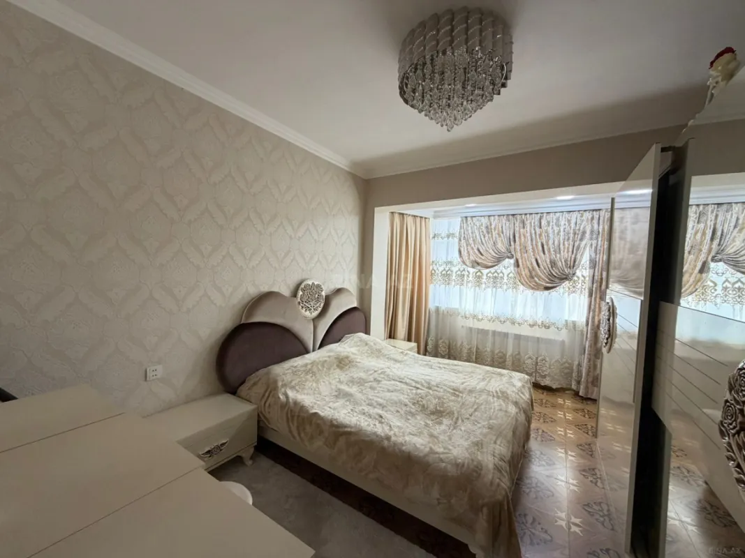 Satılır 3 otaqlı mənzil 82 m²