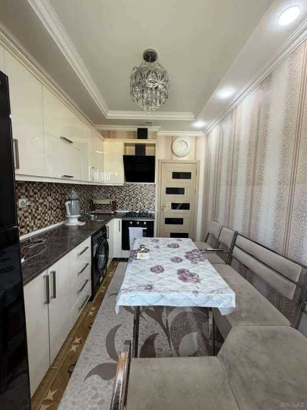 Satılır 3 otaqlı mənzil 82 m²