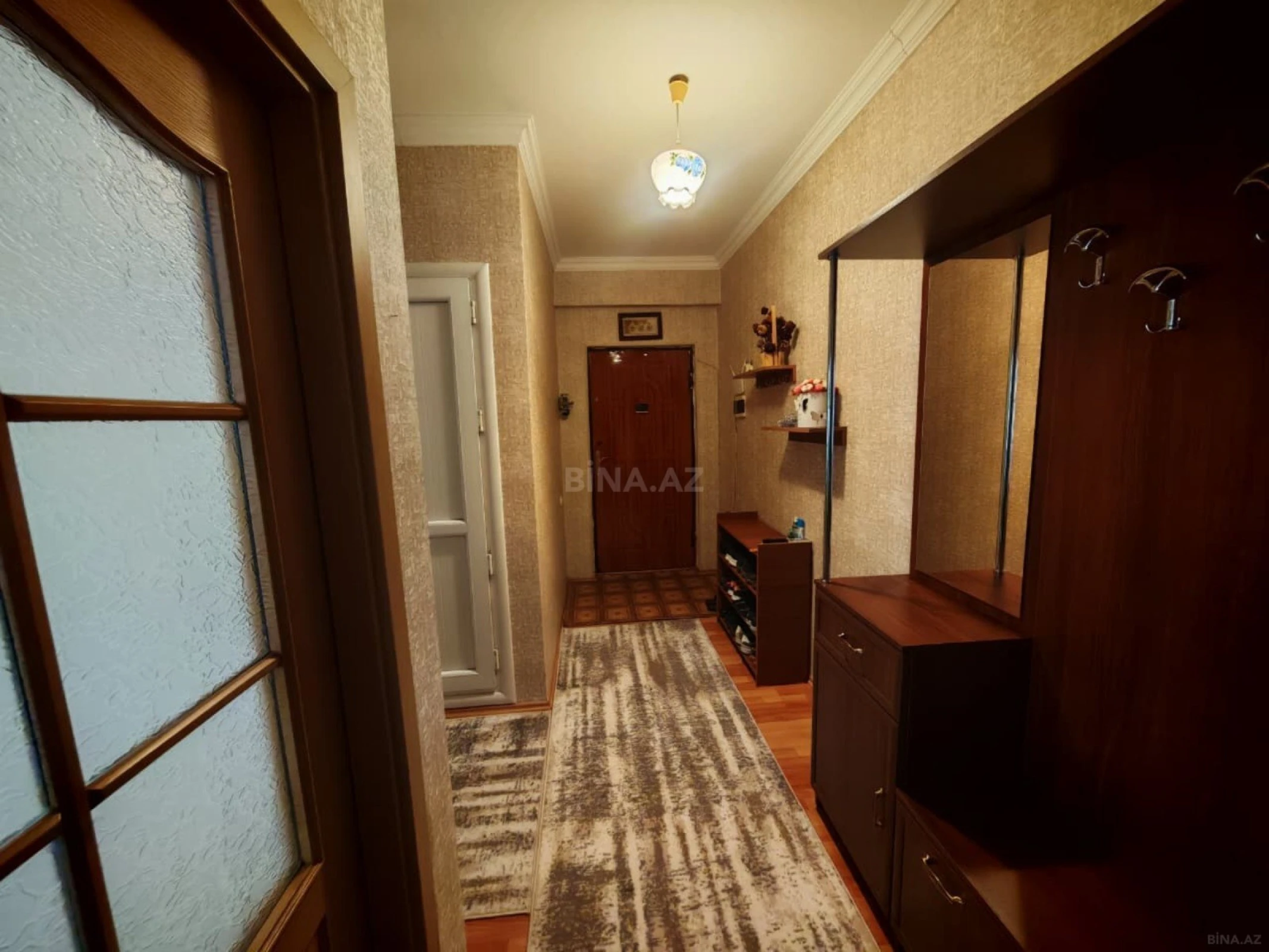 Satılır 1 otaqlı mənzil 42.1 m²