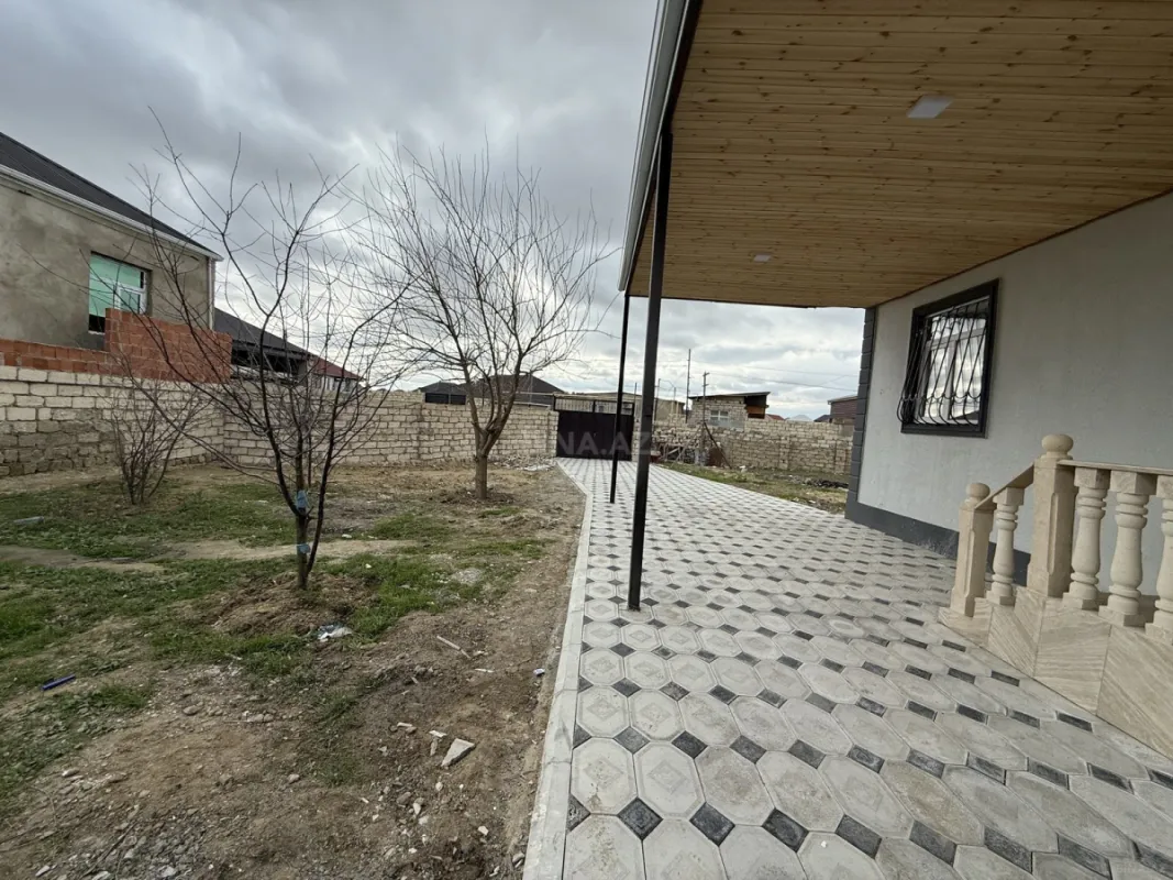 Satılır 3 otaqlı həyət evi 100 m²