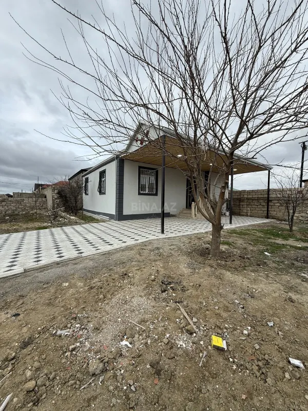 Satılır 3 otaqlı həyət evi 100 m²