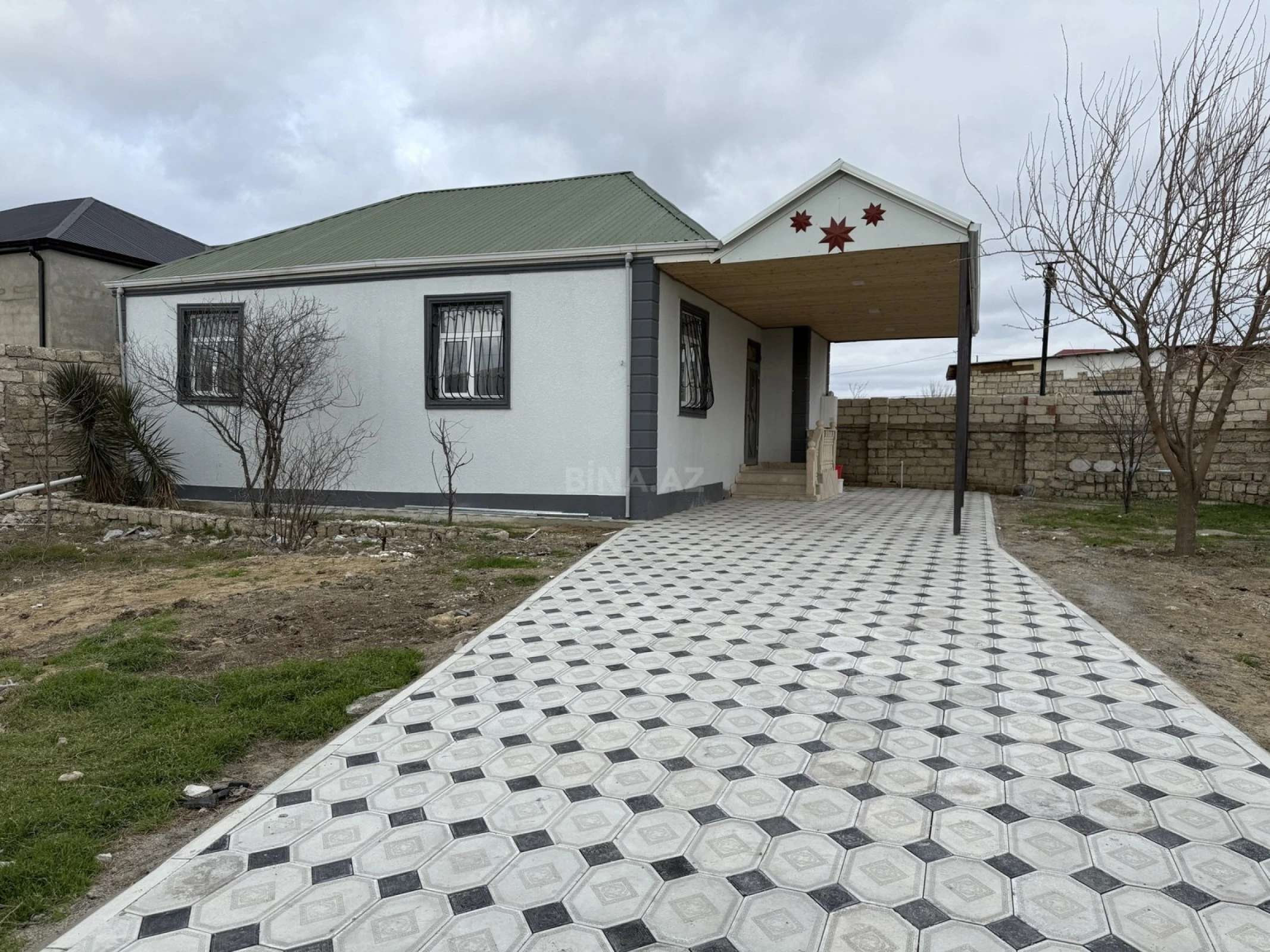 Satılır 3 otaqlı həyət evi 100 m²