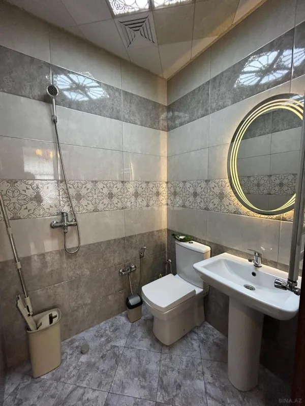 Kirayə verilir 2 otaqlı mənzil 94 m²