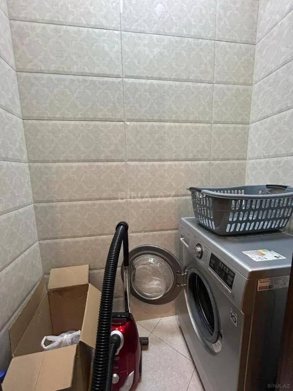 Kirayə verilir 2 otaqlı mənzil 94 m²