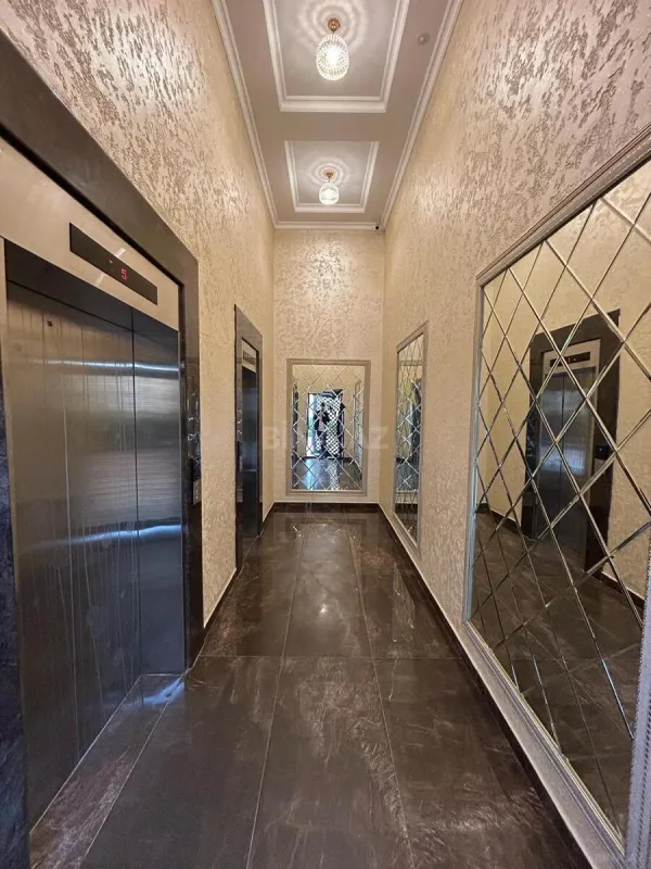 Kirayə verilir 2 otaqlı mənzil 94 m²