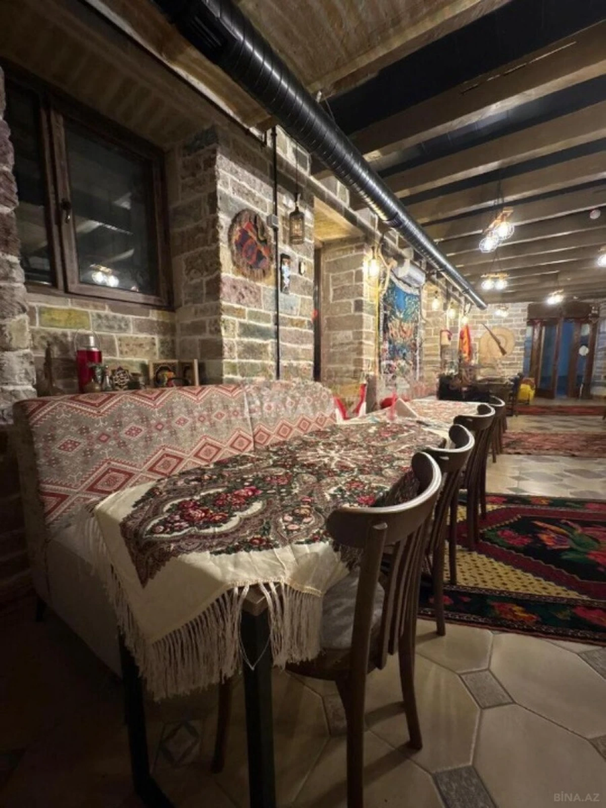 Kirayə verilir obyekt 90 m²